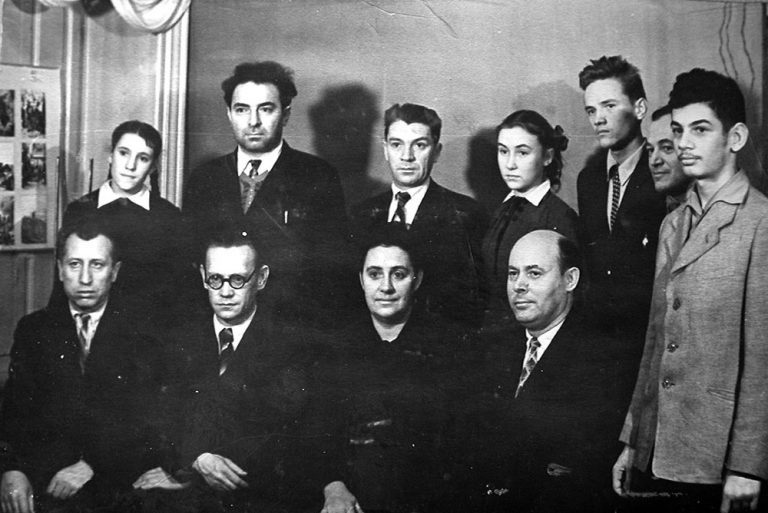 Члены оргкомитета и победители математической олимпиады 1961 г.