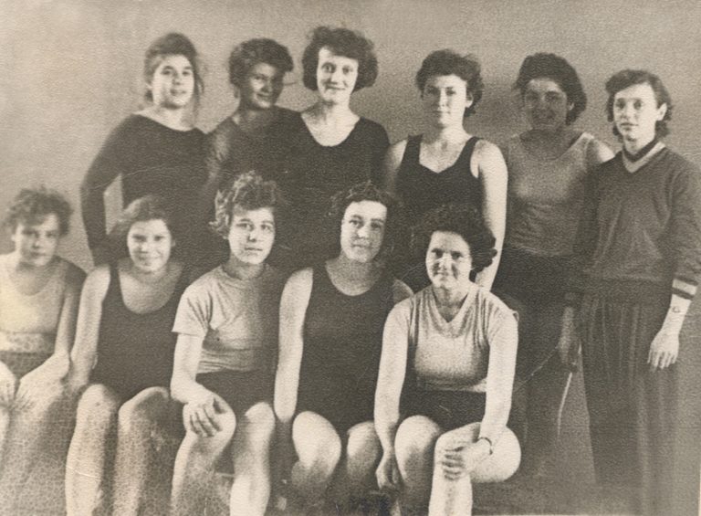 Команда гимнасток, начало 70-х гг.